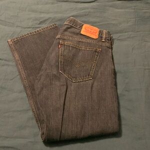 Levi’s 569 jeans